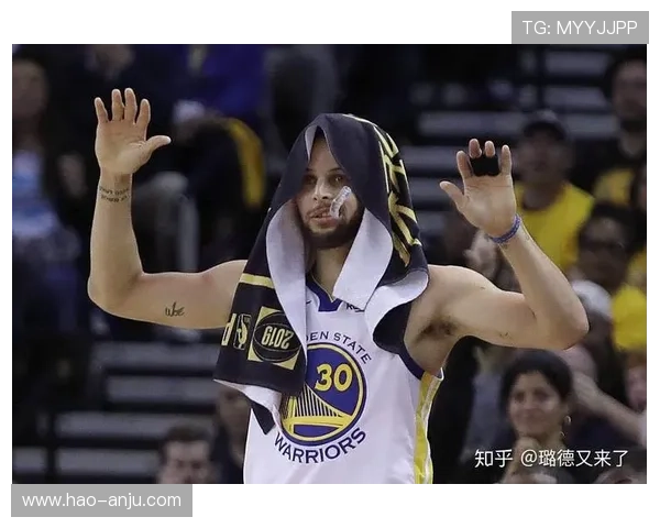 C约翰逊四季场均命中两记三分且命中率超四成独占联盟之巅