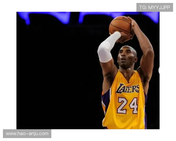 哈利伯顿称赞科比即使跟腱断裂仍能走出球场展现非凡毅力